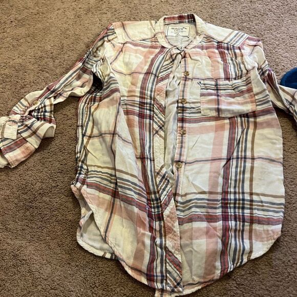 Abercrombie medium button down - Picture 4 of 8